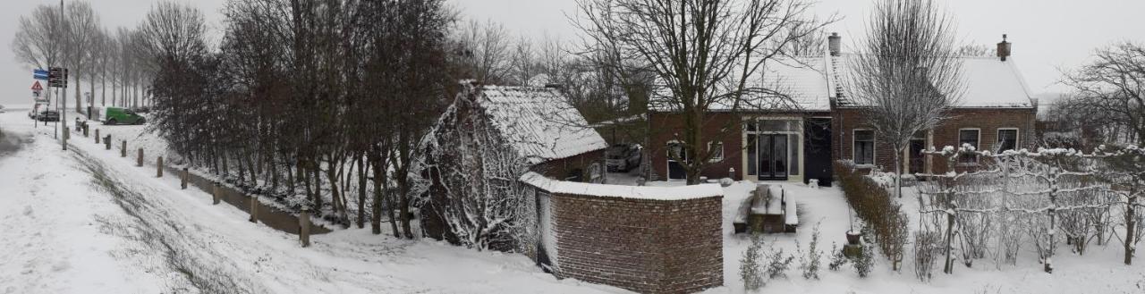 Logeren Op De Thoolse Parel Vakantiehuis Stavenisse Eksteriør billede