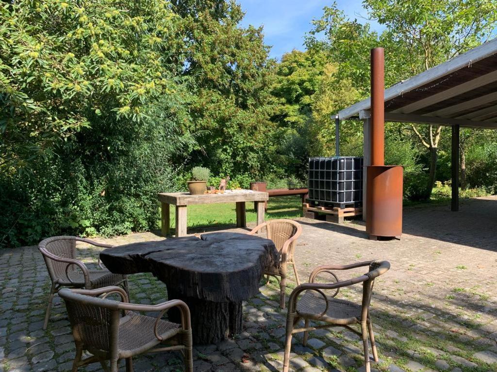 Logeren Op De Thoolse Parel Vakantiehuis Stavenisse Eksteriør billede